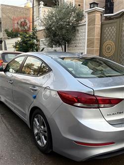 هیوندای ئەلەنترا